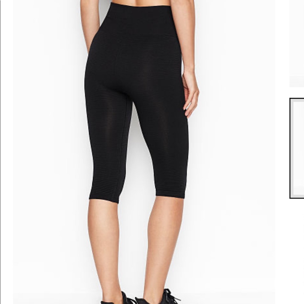 VS High Waisted Crop Pant